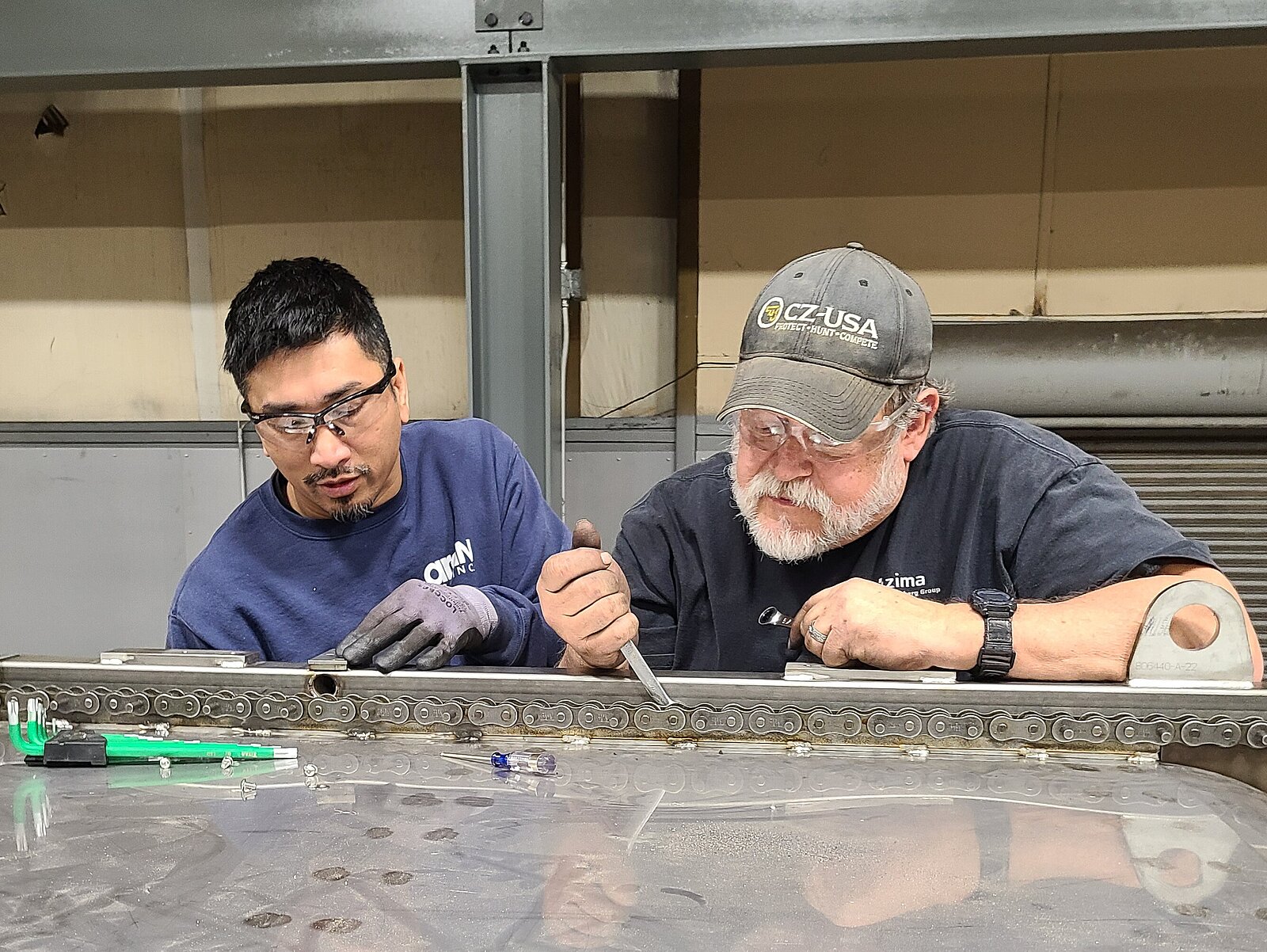 20230207_143614__002__Service_Technician_Eddie_Gaston_and_Rattanak_Lim.jpg